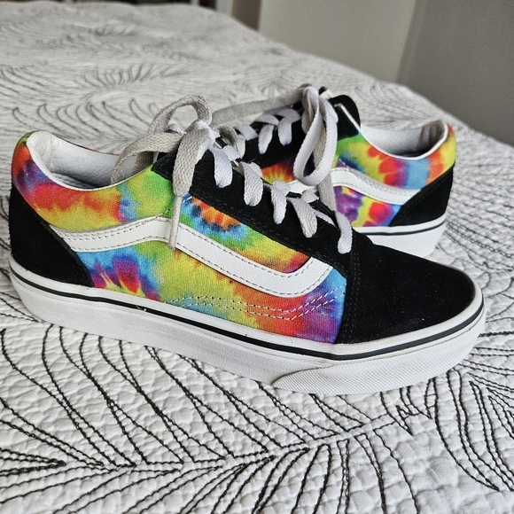 EUC Vans Old Skool Rainbow Tie Dye Low Top Sneakers Kids 2.5 - Picture 1 of 11